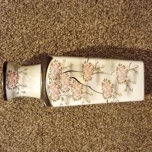 Vintage 1960s Japanese porcelain vase.